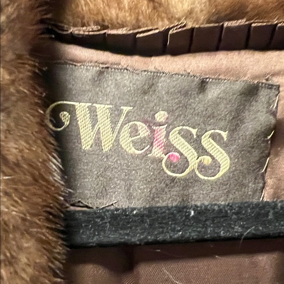 Luxurious Brown Mink Fur Coat Weiss - Picture 4 of 4